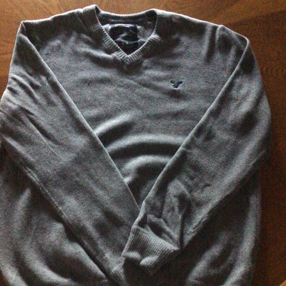 American Eagle Outfitters sweater